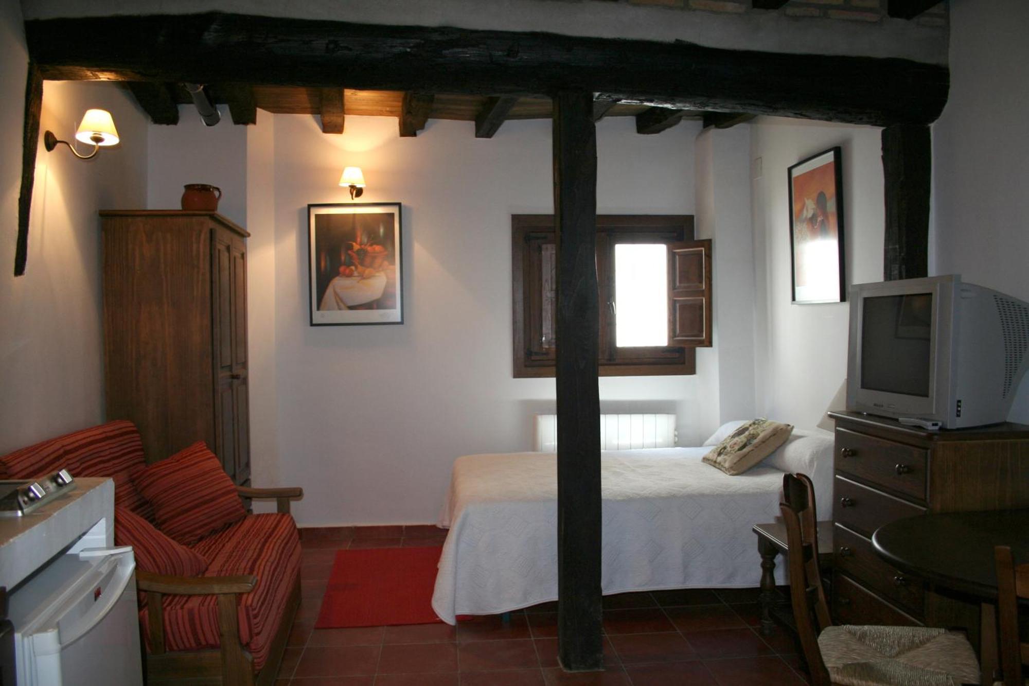 Apartamentos Rurales Victor Chamorro Del Arco Hervás Eksteriør bilde